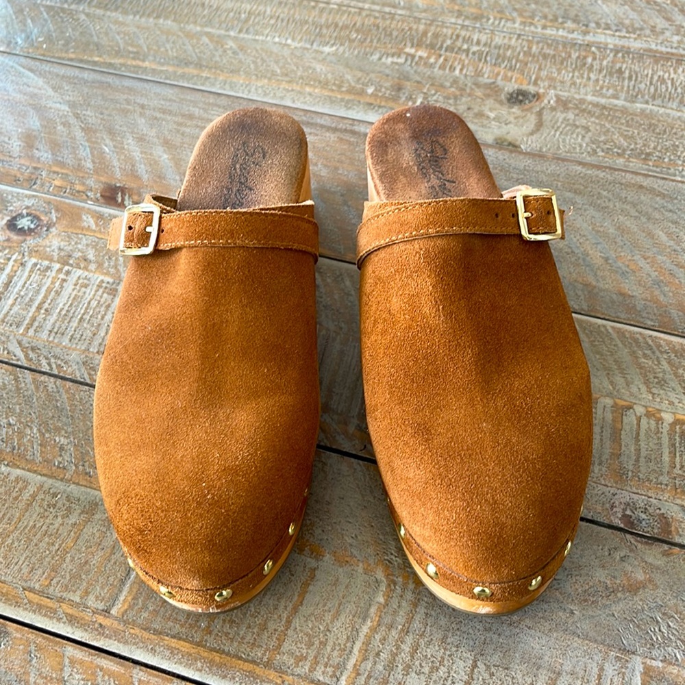 Skechers Brown suede memory foam clog